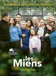 Les Miens (2022)